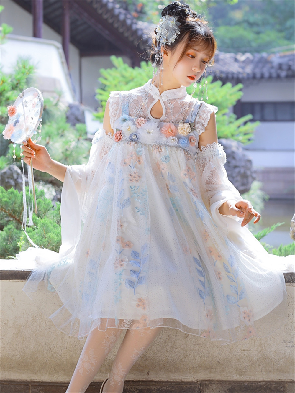 梨形身材适合穿什么款式的洛丽塔,肩膀宽适合穿什么洛丽塔