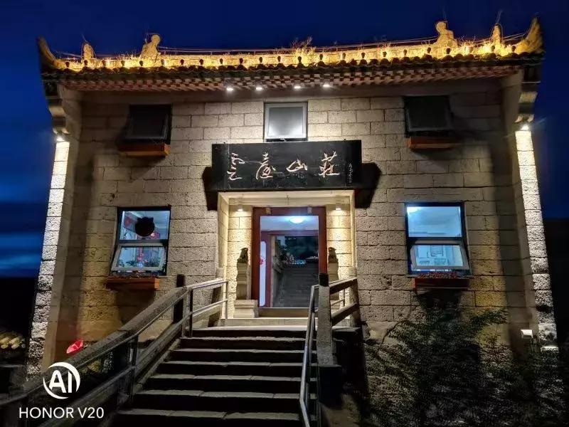 华山山中住宿,华山山上住宿攻略及费用