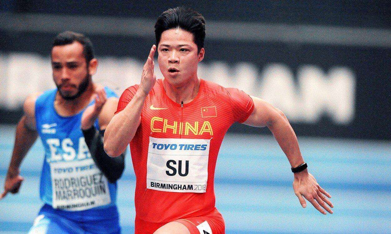 苏炳添vs小猎豹谁快,罗伯斯60米对战苏炳添