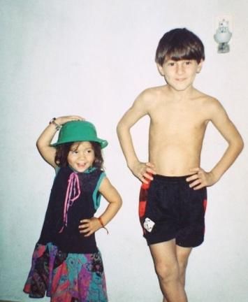 梅西的侏儒症是靠巴萨么,梅西当年侏儒症花了巴萨多少钱