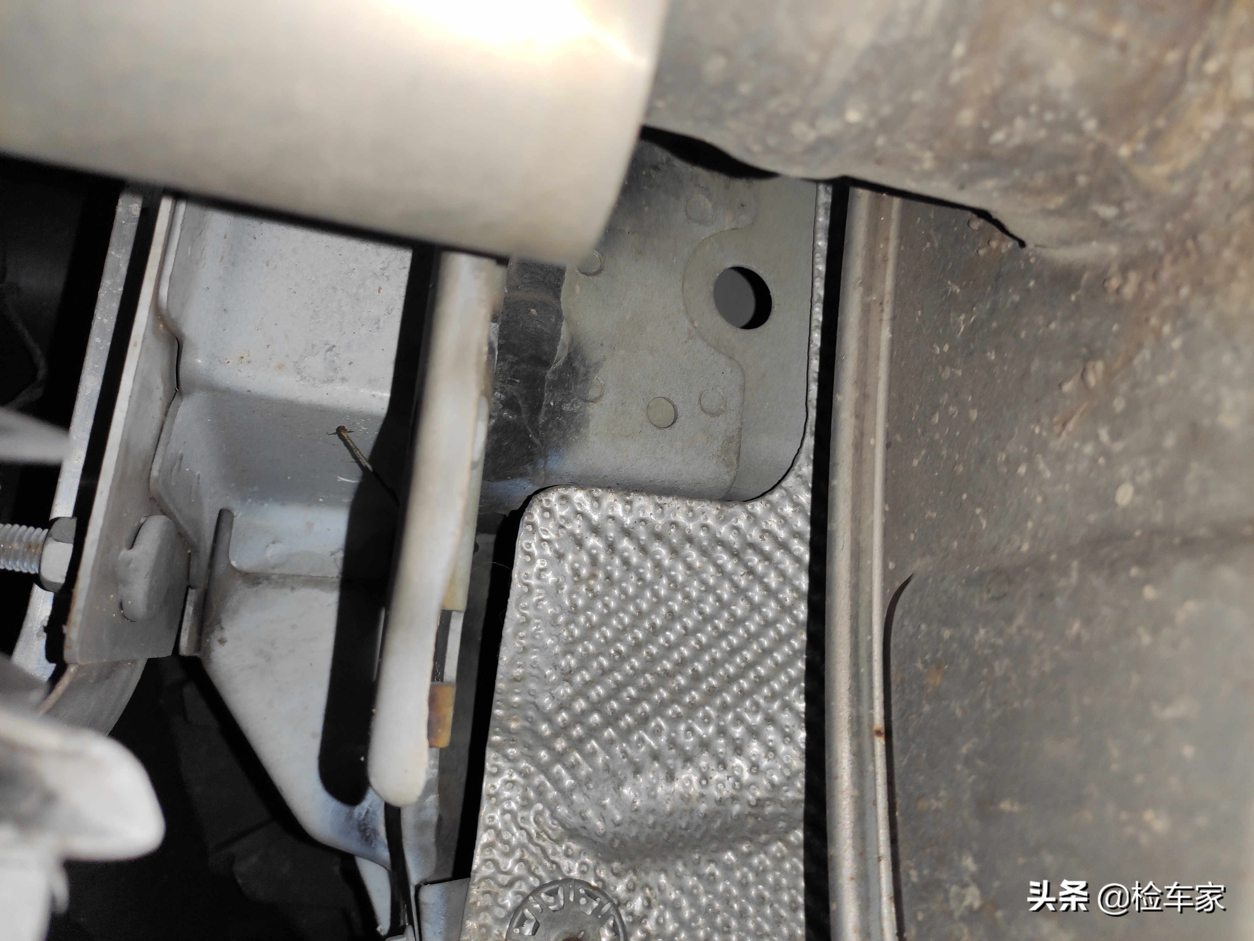 东北客户异地委托检测别克英朗，车尾焊接不敢买，客户：怕冻掉了