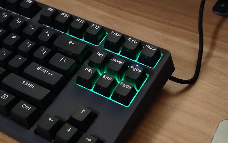 高性价比87键，手感出色HEXCORED87RGB机械键盘体验