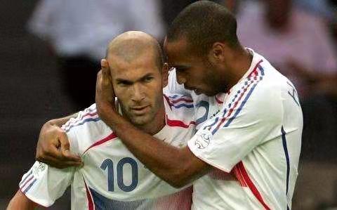 巴西法国足球谁厉害,法国与巴西足球谁强