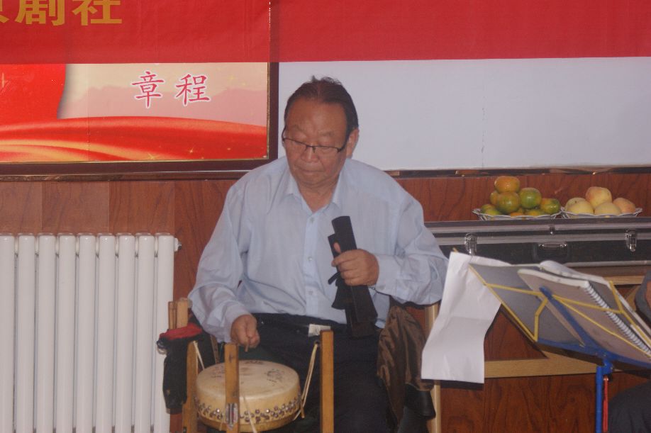 衡水振华永安养老公寓举办庆双节京剧汇演