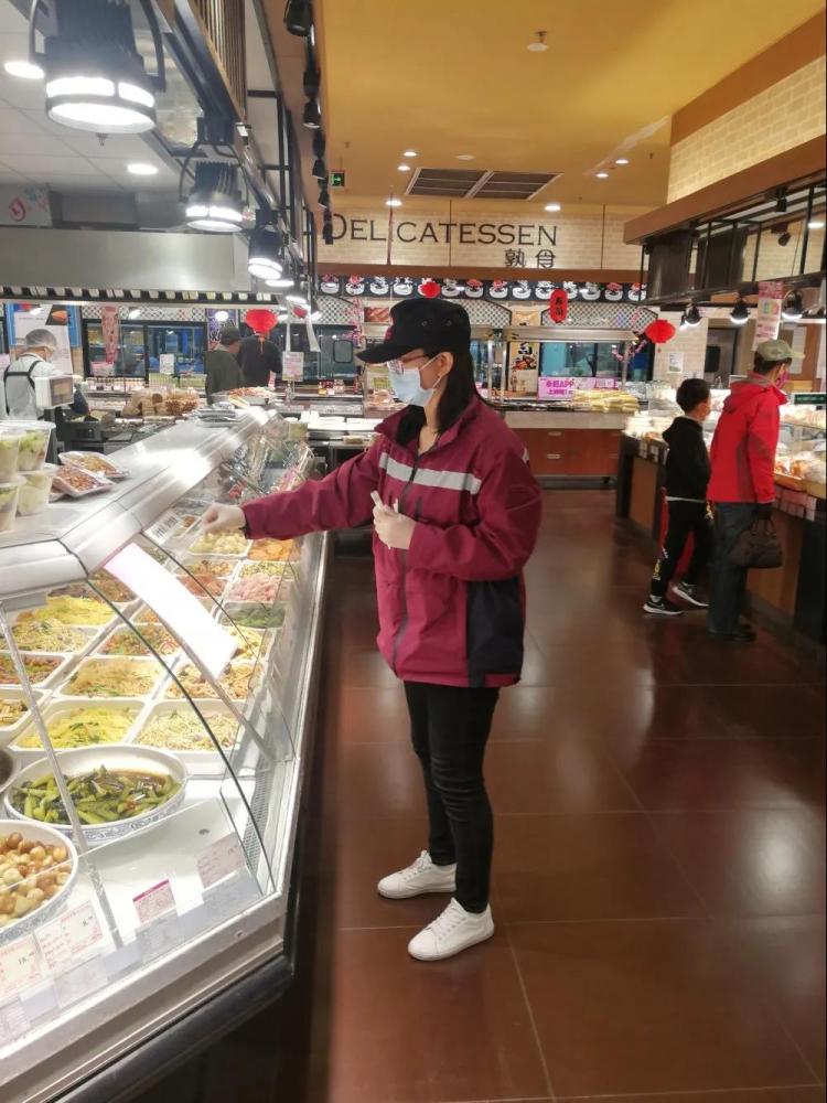 新冠逛超市感染几率,新冠超市的东西安全吗