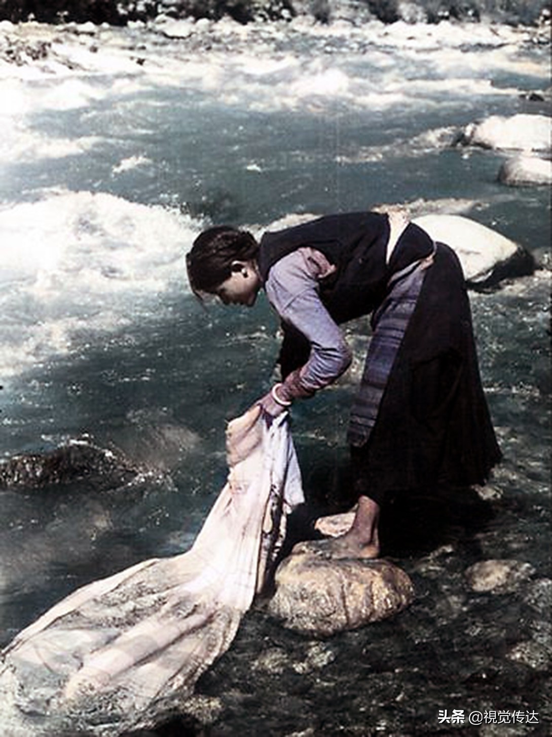 18张令人叹为观止的彩色老照片,令人震撼的65年前西藏高清彩照