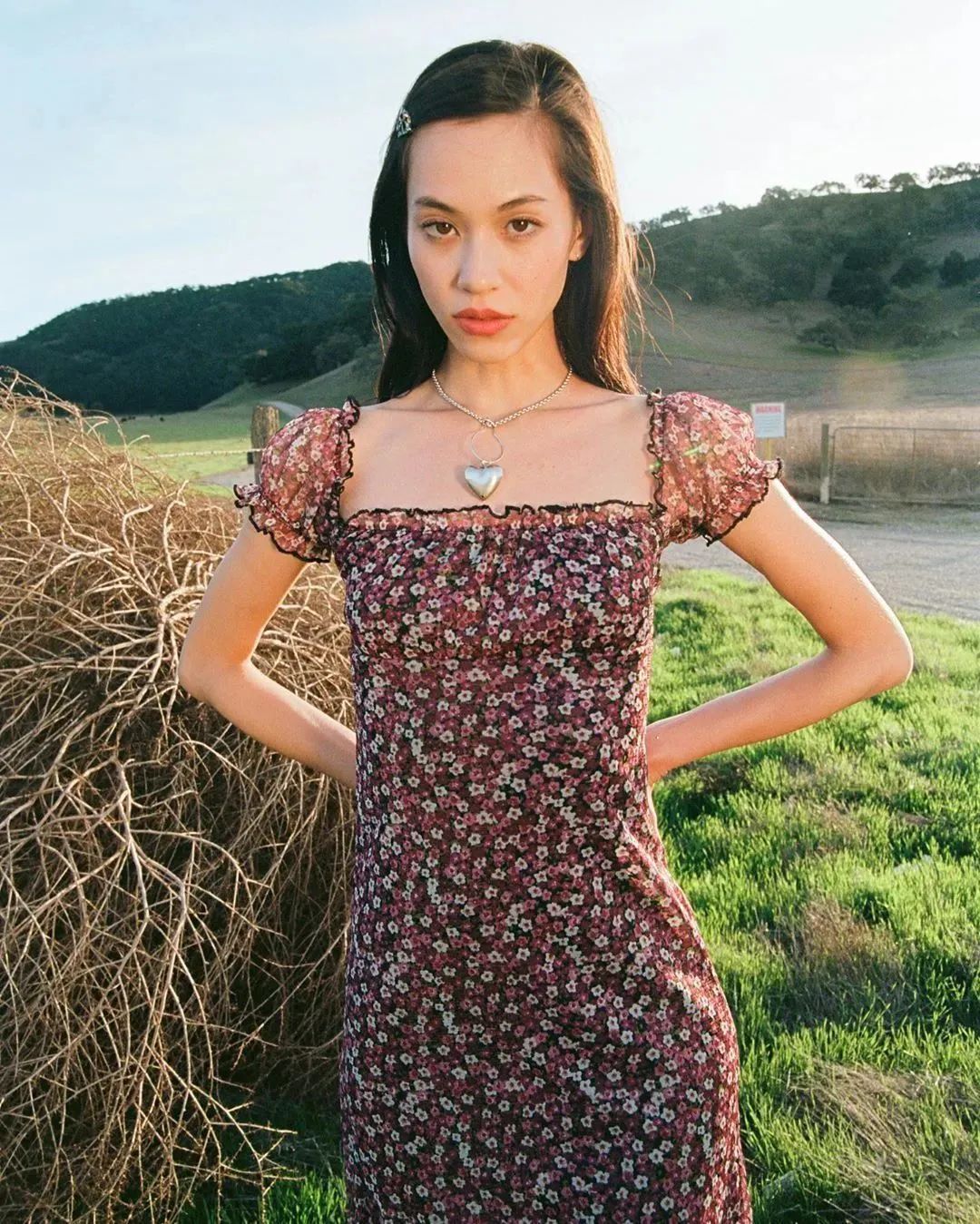 甜美系穿搭博主女推荐,适合学生党甜辣穿搭博主