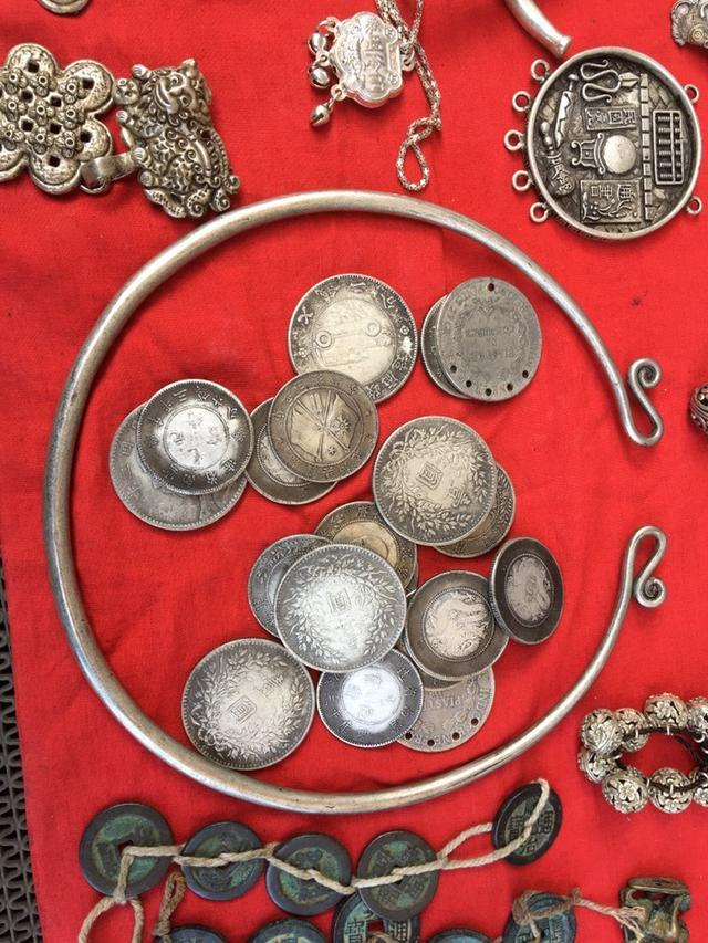 云南玉溪哪里有卖古玩,云南玉溪古玩地摊市场在哪里