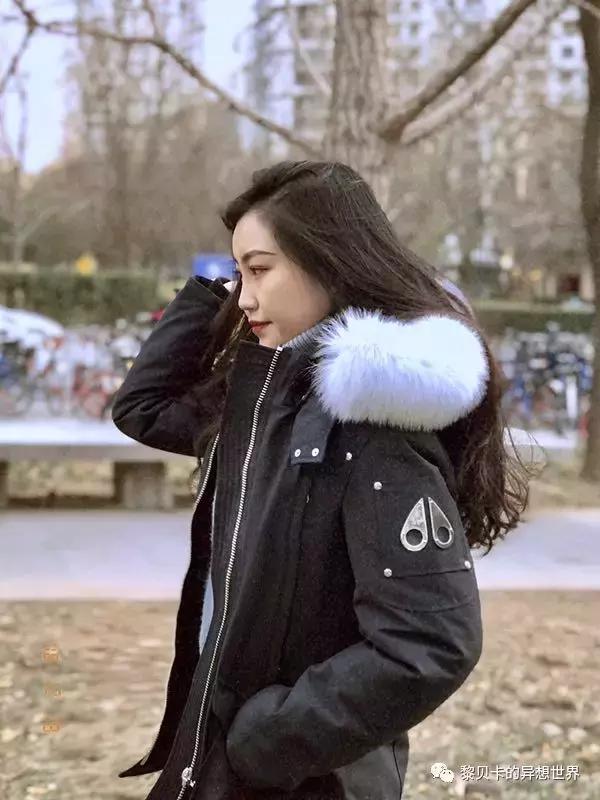 好看的羽绒服都买了吗,真的有羽绒服是95白鸭绒的么