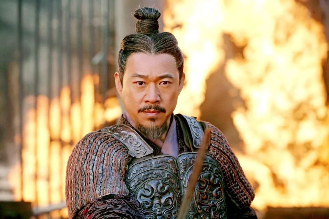 建筑家、武术家、球迷、养生家……当爹要做曹孟德!