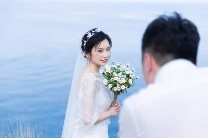 必拍的婚纱照八种风格,自拍婚纱照推荐风格