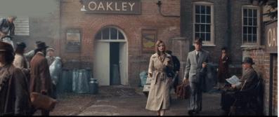 1件风衣4种穿法20种搭配气质满分,买风衣不要乱跟风