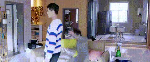 当你有一个机器男朋友是什么体验,恋爱新模式有哪些