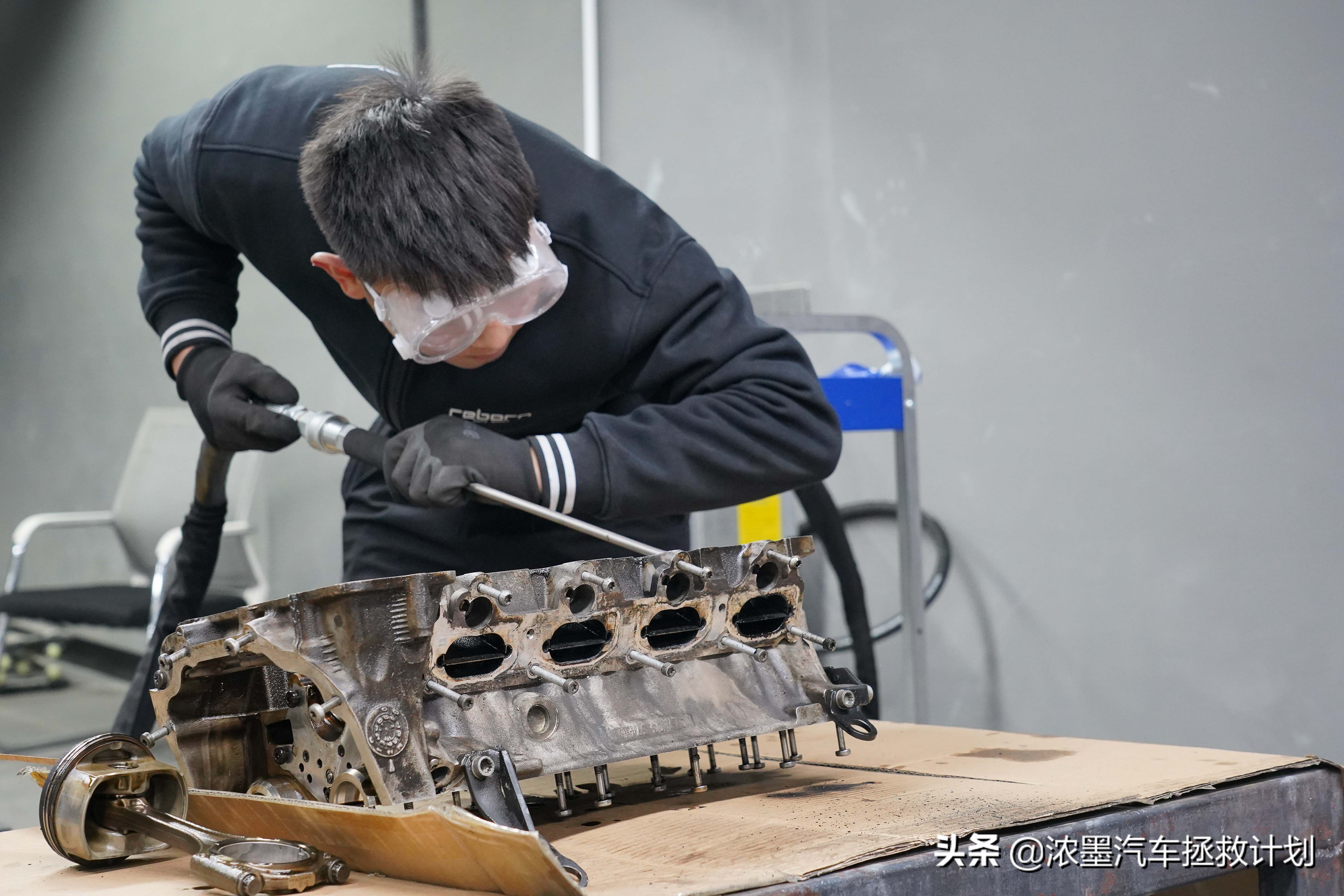 09款途锐全车修复翻新,完美修复一台即将报废的途锐