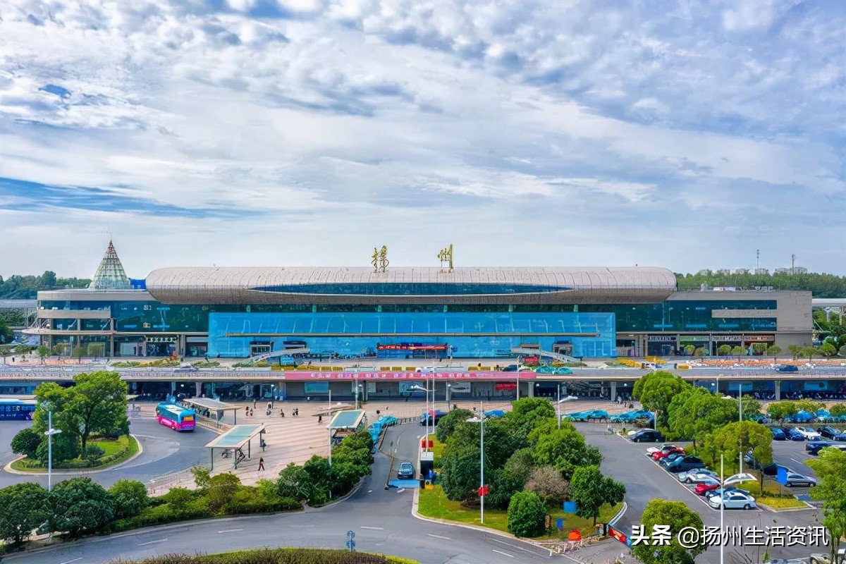 夜探豪宅真实视频,夜探楼盘