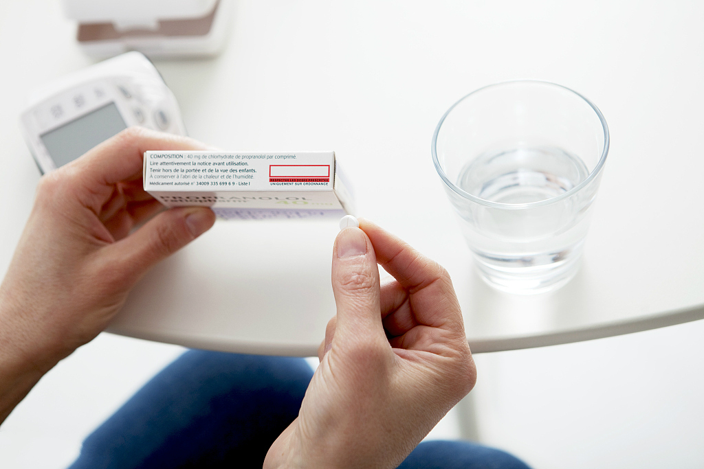 误吃降压药有什么补救措施,漏吃高血压药一天要紧吗