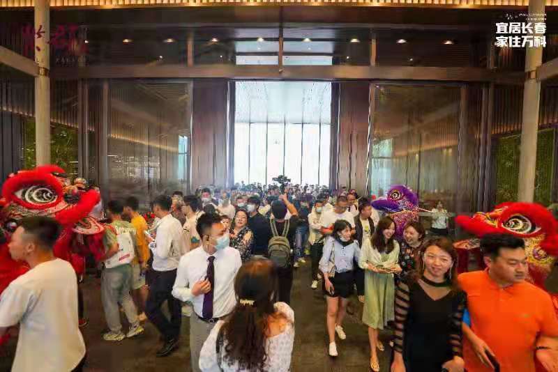 造园筑境，启卷东方，万科紫郡倾城盛启