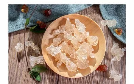 花胶桃胶雪燕皂角米做法,桃胶雪燕皂角米做法功效