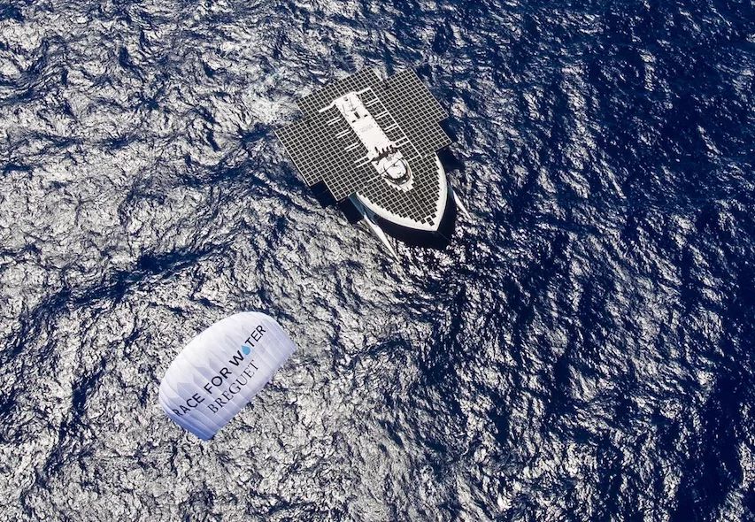 成功男士戴什么表,简约欧米茄商务腕表成熟男士