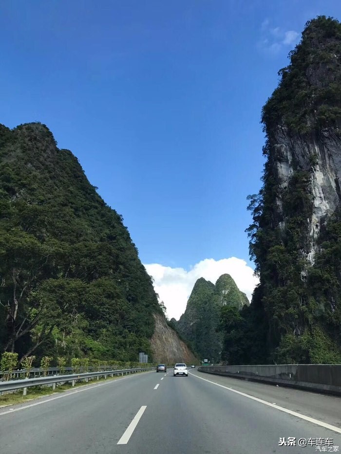 十代雅阁混动版与英诗派太空银,十代雅阁太空银还是白色好看