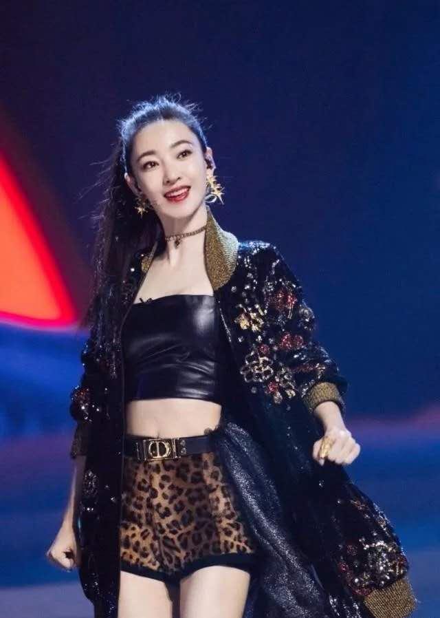 王丽坤不是被淘汰了吗,王丽坤淘汰孟佳完整版