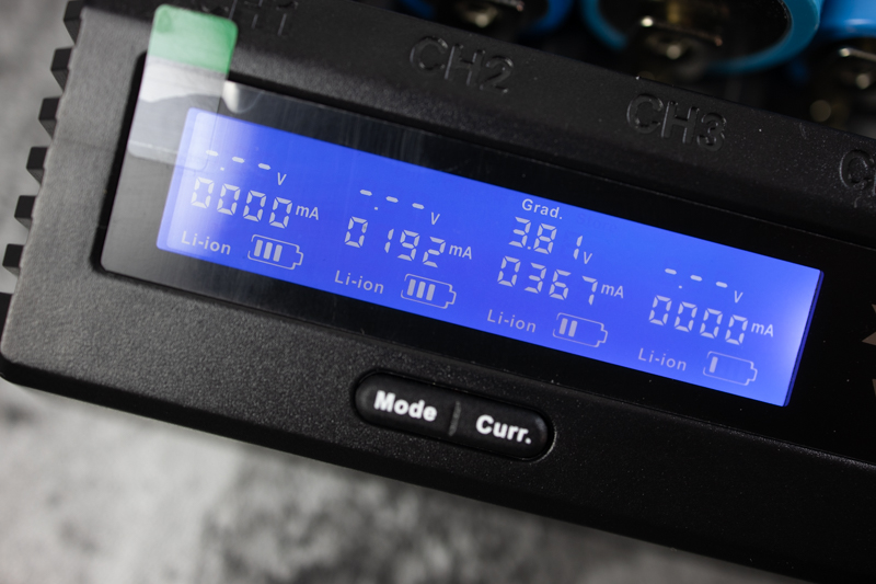 能够兼容所有手机快充的充电器,兼容各个手机快充的充电器