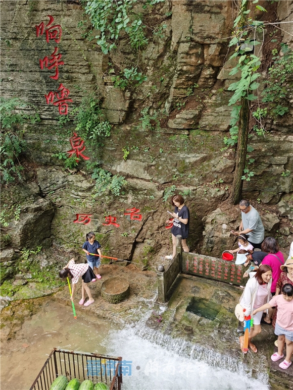 济南“响呼噜泉”开泉了，“鼾声”如雷