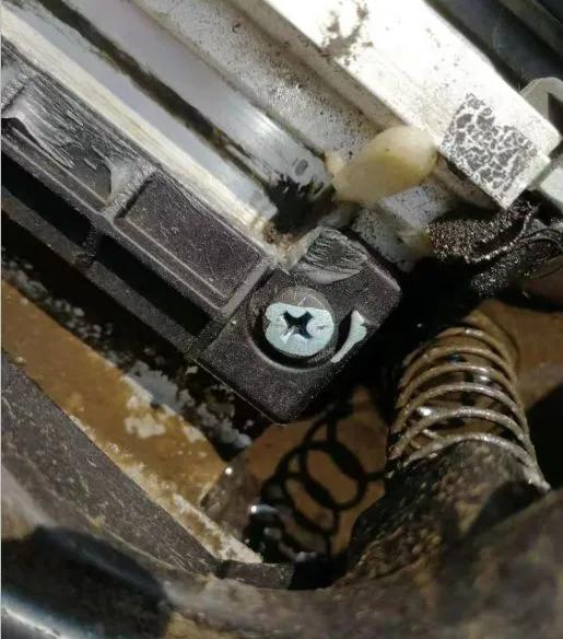 10年丰田锐志2万全款,10年丰田锐志二手车值多少钱