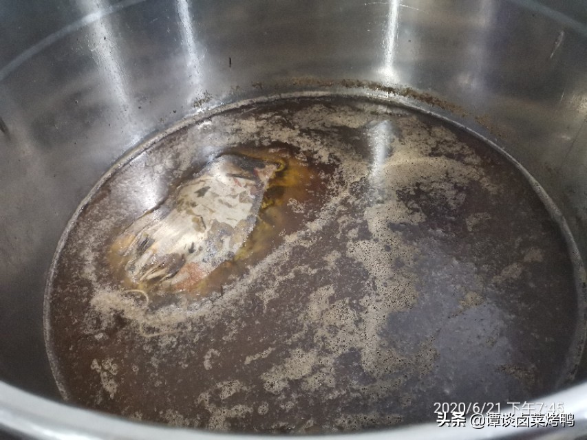 卤水里的血沫怎么清除掉小妙招,怎么去除卤水血沫