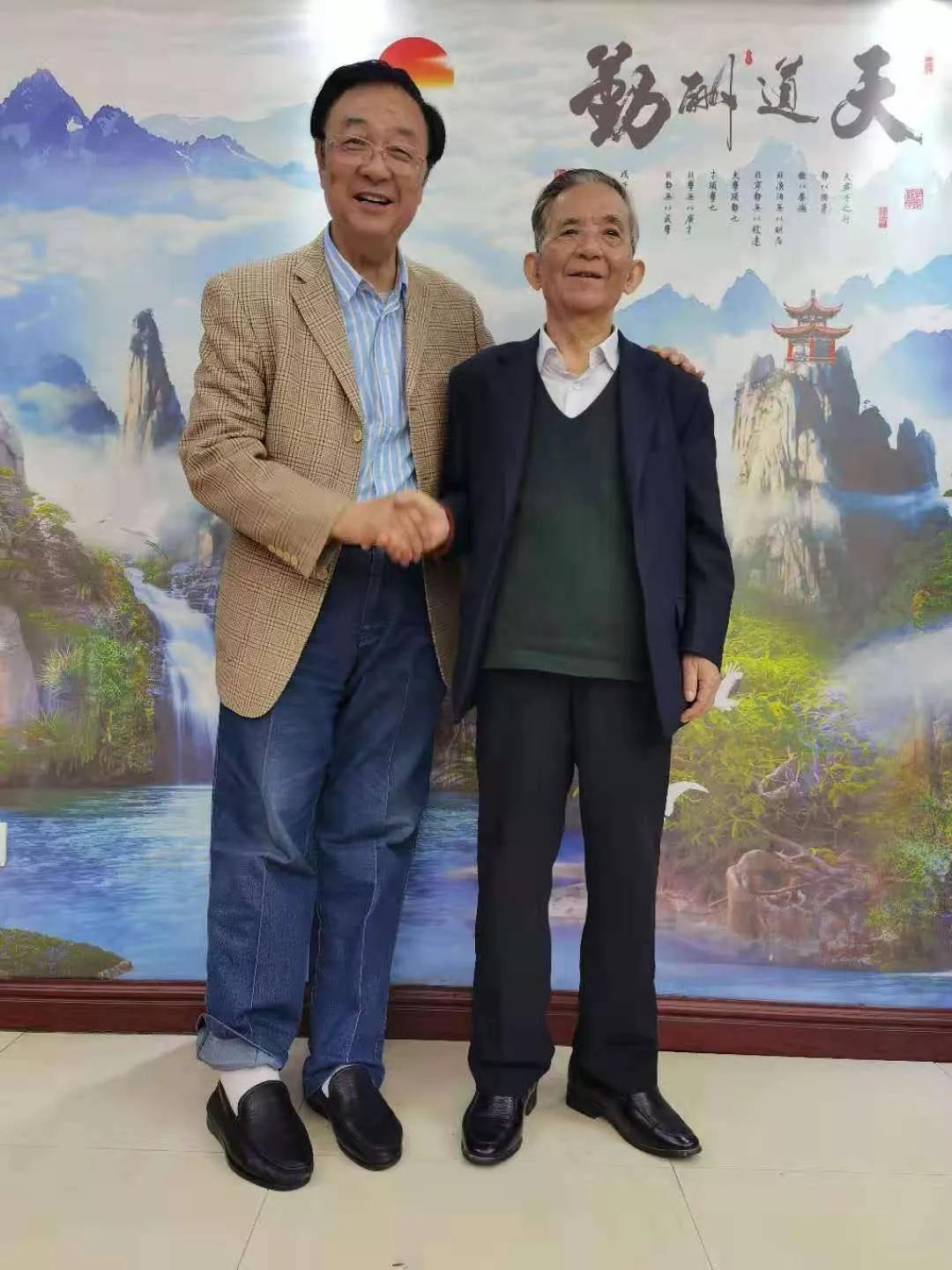 谁言寸草心报得三春晖什么意思啊,谁言寸草心报得三春晖