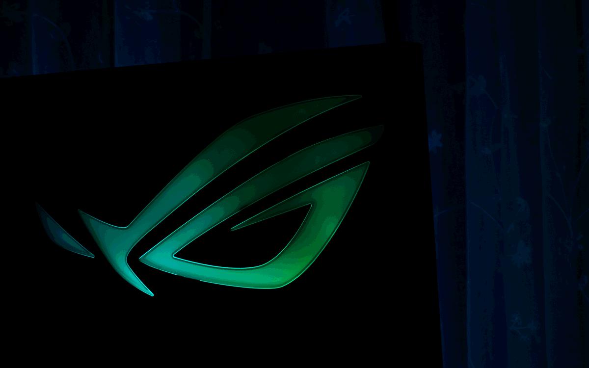 华硕rogpg35vq显示器,华硕rog显示器240hz感受