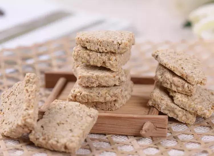 琼锅糖是陕西的吗,陕西琼锅糖是什么油做的