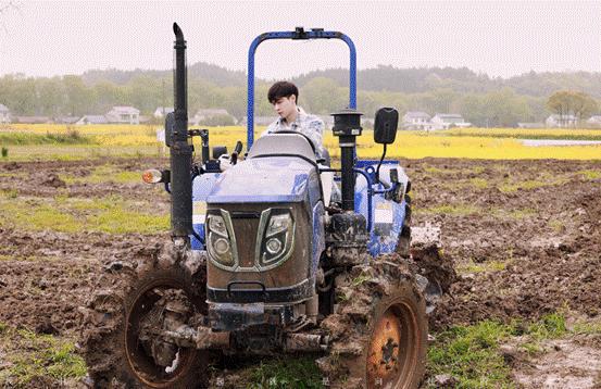 张艺兴的编曲软件是刘宪华装的,张艺兴用的音乐制作软件是什么