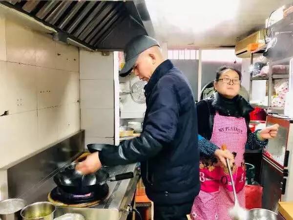 宁波哪里有吃正宗牛肉面的地方,宁波顶流商圈