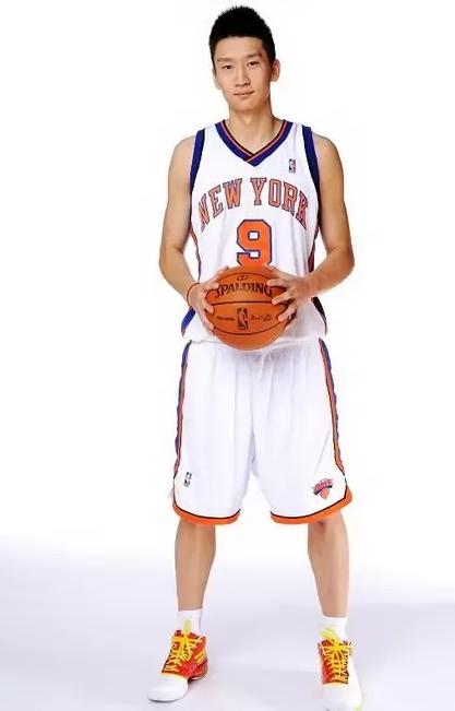 有的照片一眼看上去就感觉不对劲,有些图片看起来很普通