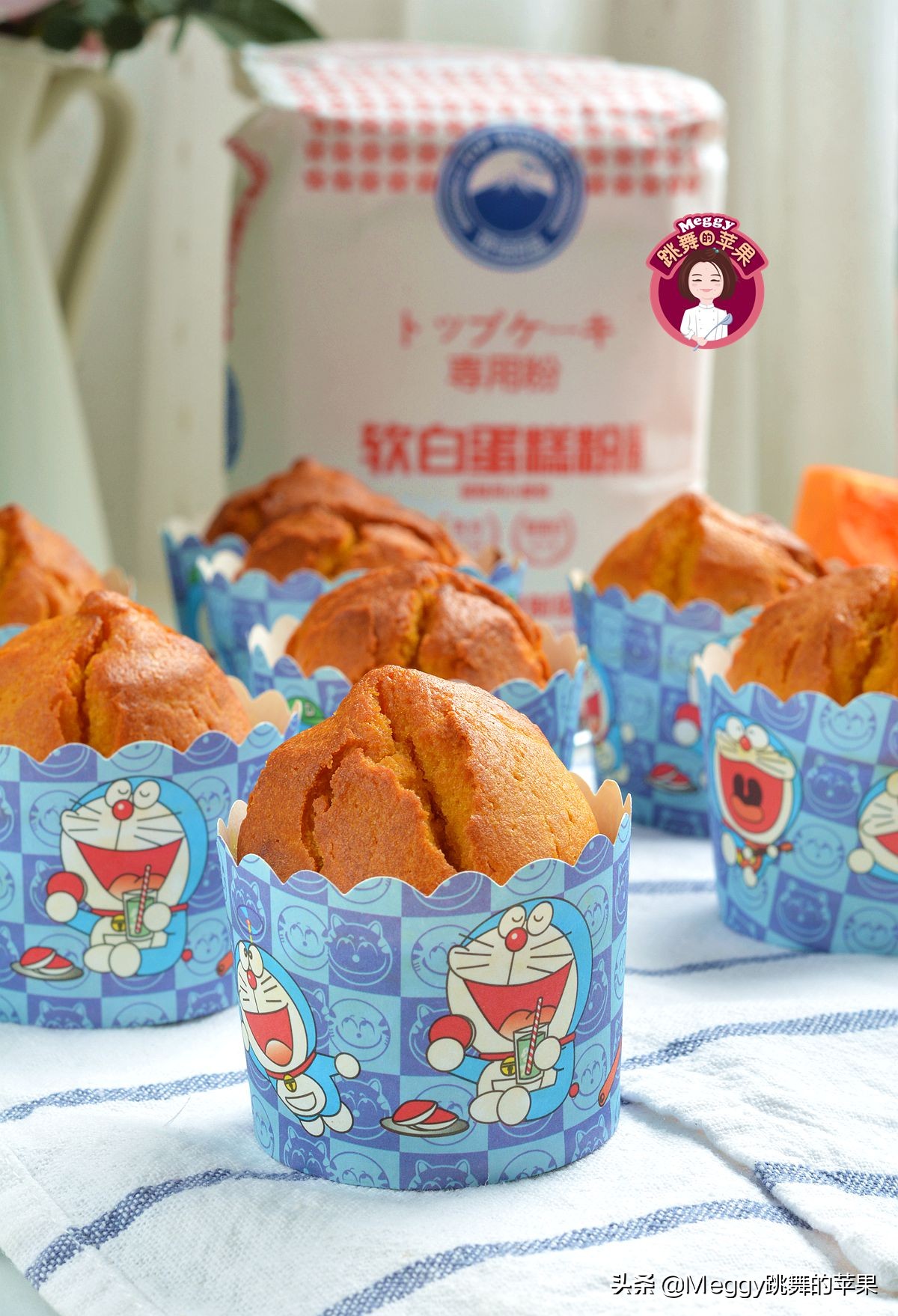 用10个鸡蛋做蛋糕不需要烤箱,如何用2个鸡蛋做蛋糕不需要牛奶