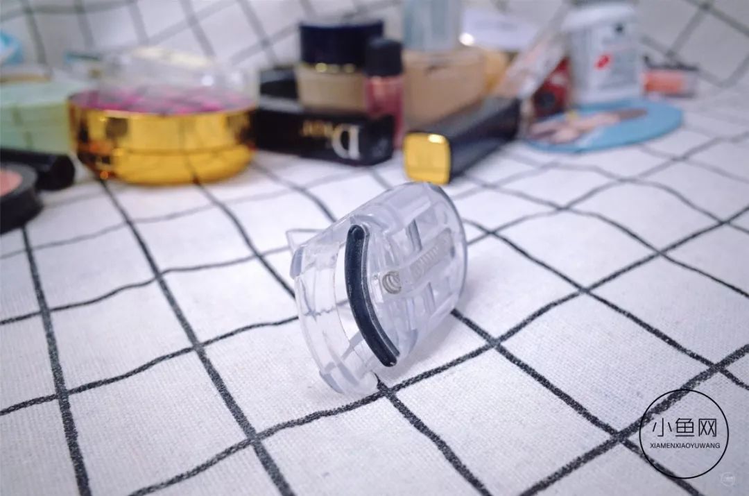 厦门直男没救了？我们邀请了5个帅哥猜化妆品，看完吐出两斤血...