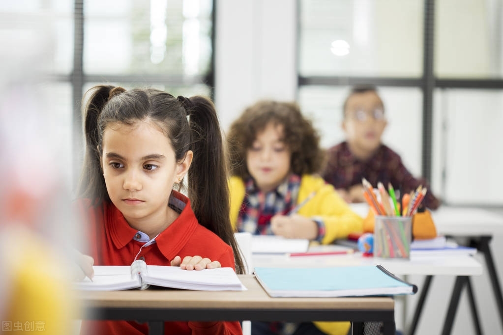 三年级孩子老做噩梦怎么办,孩子做噩梦的正确应对方式