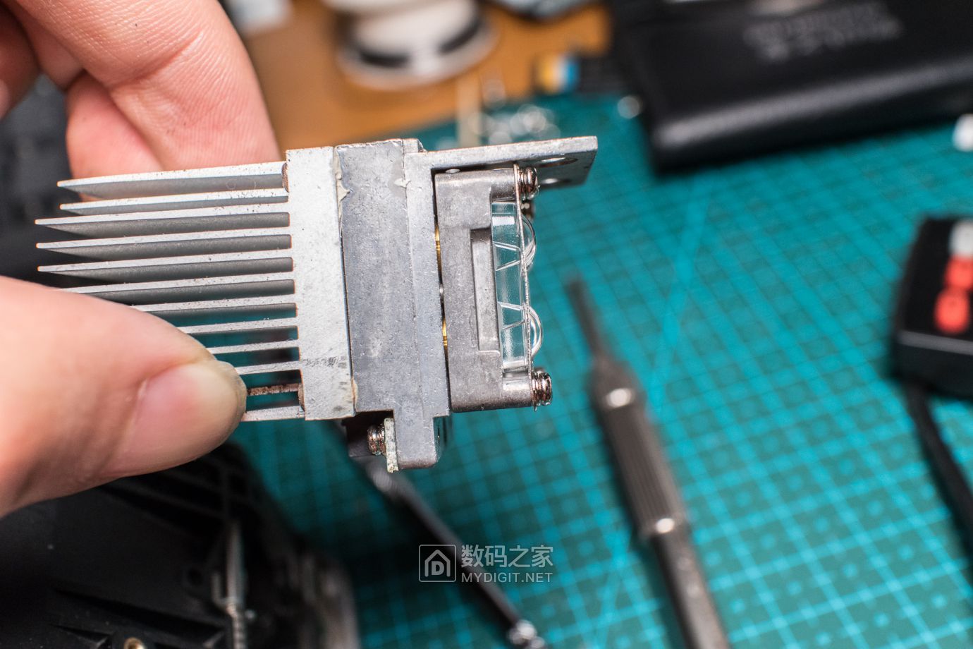 卡西欧激光投影机更换dmd,卡西欧激光投影拆机