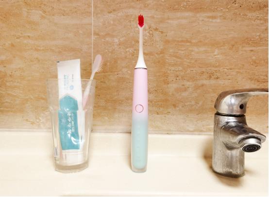 罗曼电动牙刷测评t40和t10s的区别,罗曼t40电动牙刷200元优惠券