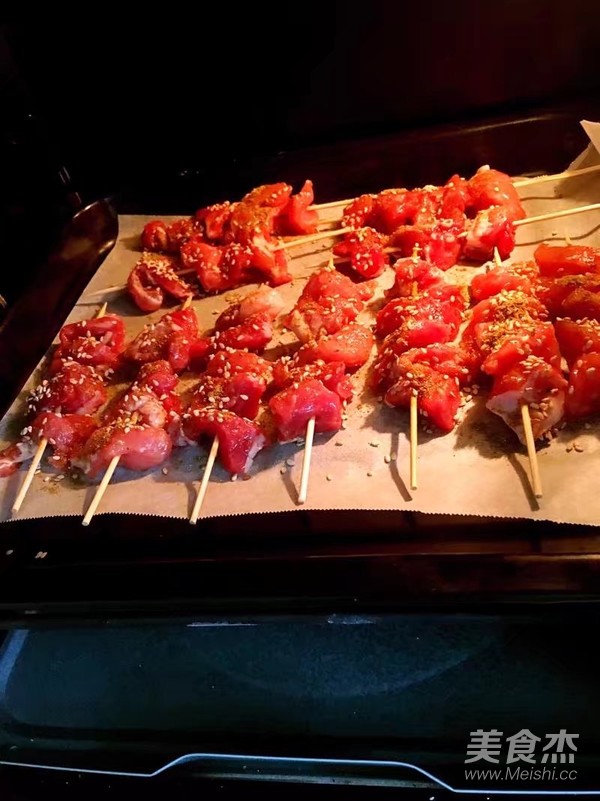 买100元烧烤回家,买了十元的猪肉