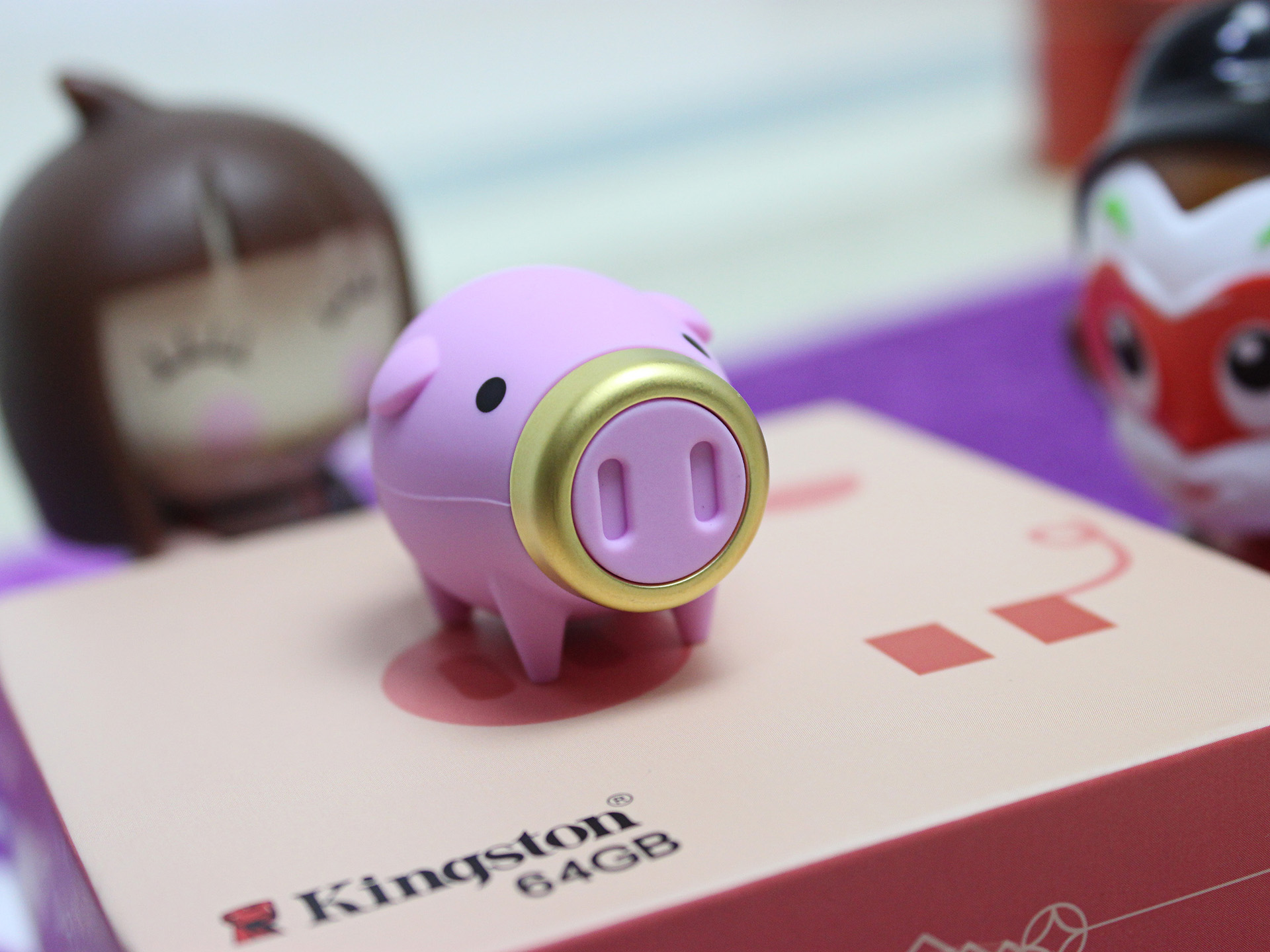 我不是佩奇,金士顿64G猪年生肖U盘悄悄萌到身边