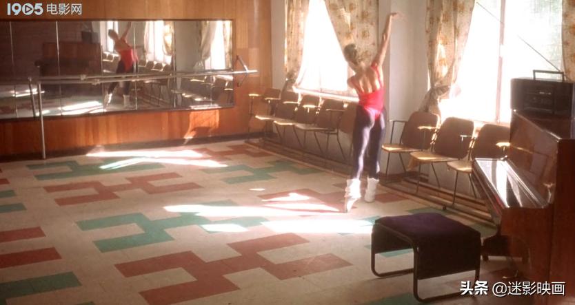 26年前冯巩拍了部《俄囧》，战斗民族艳遇记，被遗忘的喜剧经典