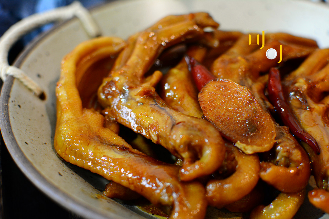 比鸡爪还好吃,卤鸡爪鸭掌做法