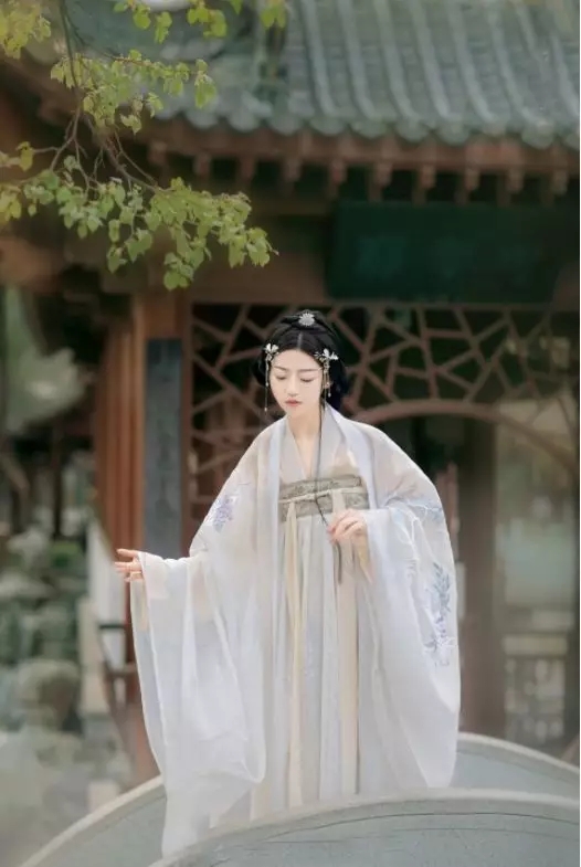 急需二十篇初中课外文言文译文 (初中文言文及译文)