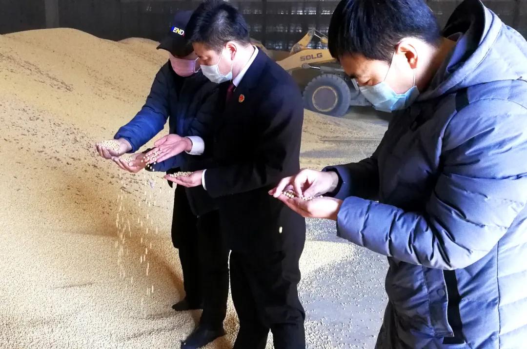 对关键岗位人员的监管力度不够,对重点领域和关键岗位的监督