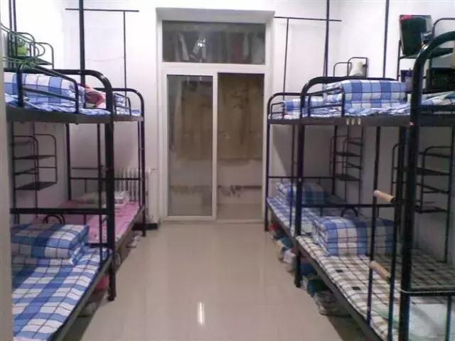 西安建筑科技大学大雁塔校区宿舍,西安高新职业技术学院宿舍