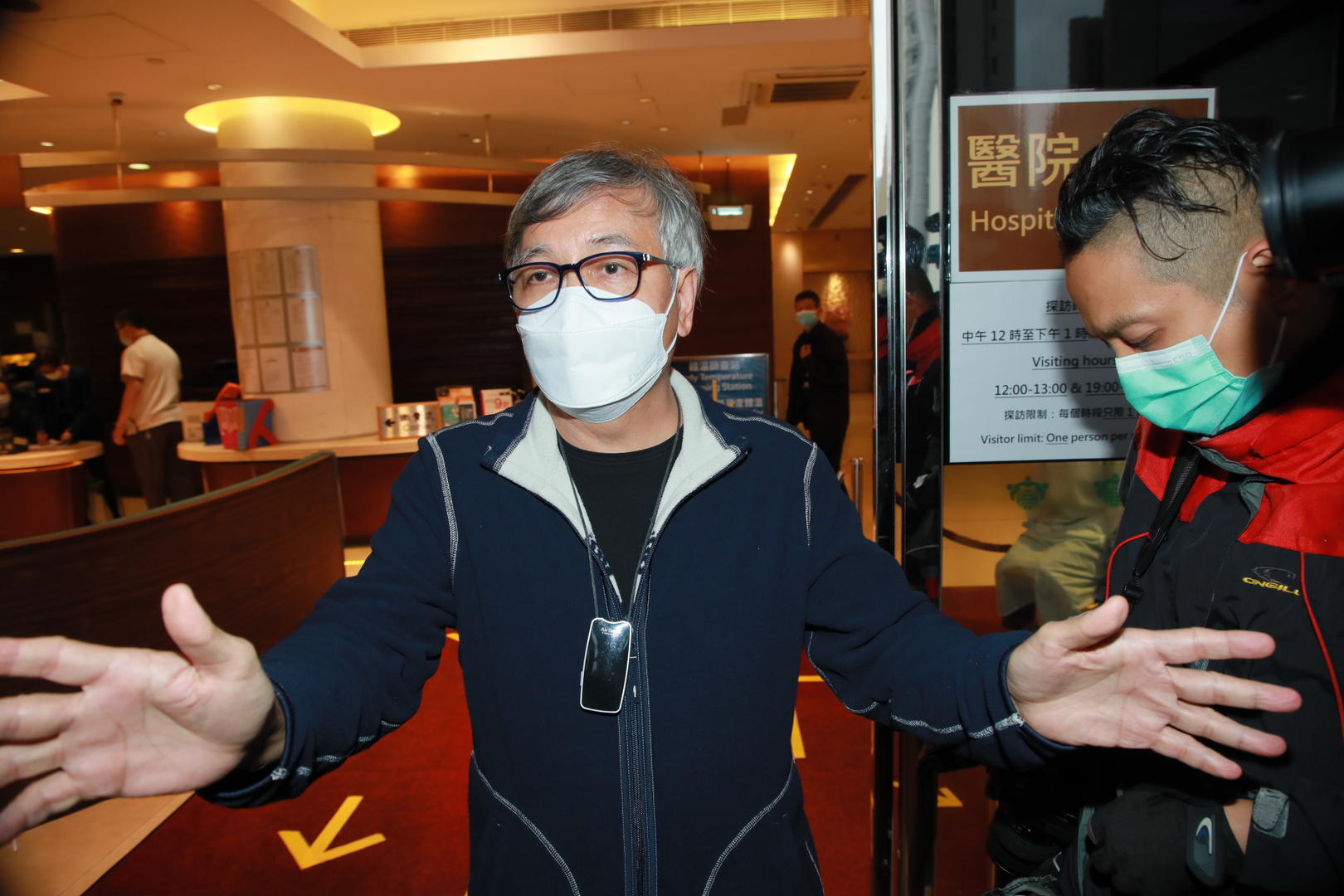 吴孟达去世前陪伴田启文,吴孟达与田启文什么关系