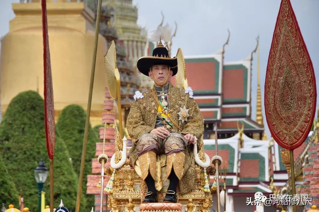 泰国国王泰语怎么说,泰国泰文的全称怎么读