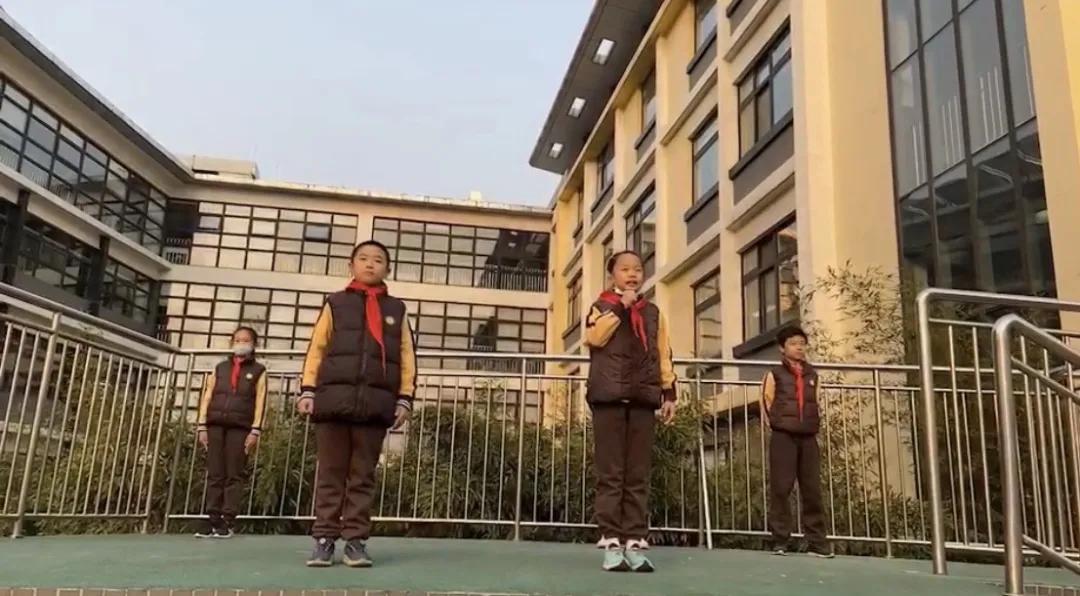 以爱育爱以智启智,以爱育爱让每个生命精彩绽放